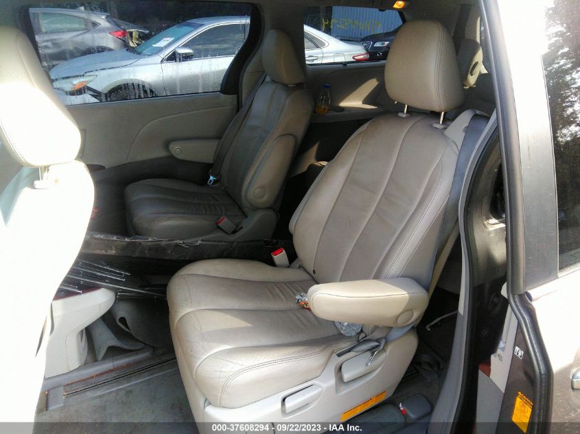 2014 TOYOTA SIENNA LTD/XLE - 5TDDK3DCXES085077