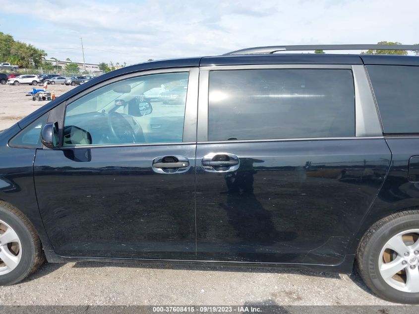 2015 TOYOTA SIENNA LE - 5TDKK3DC6FS571605