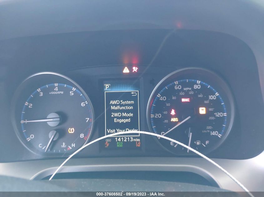 2017 TOYOTA RAV4 LE - JTMBFREV6HJ156808
