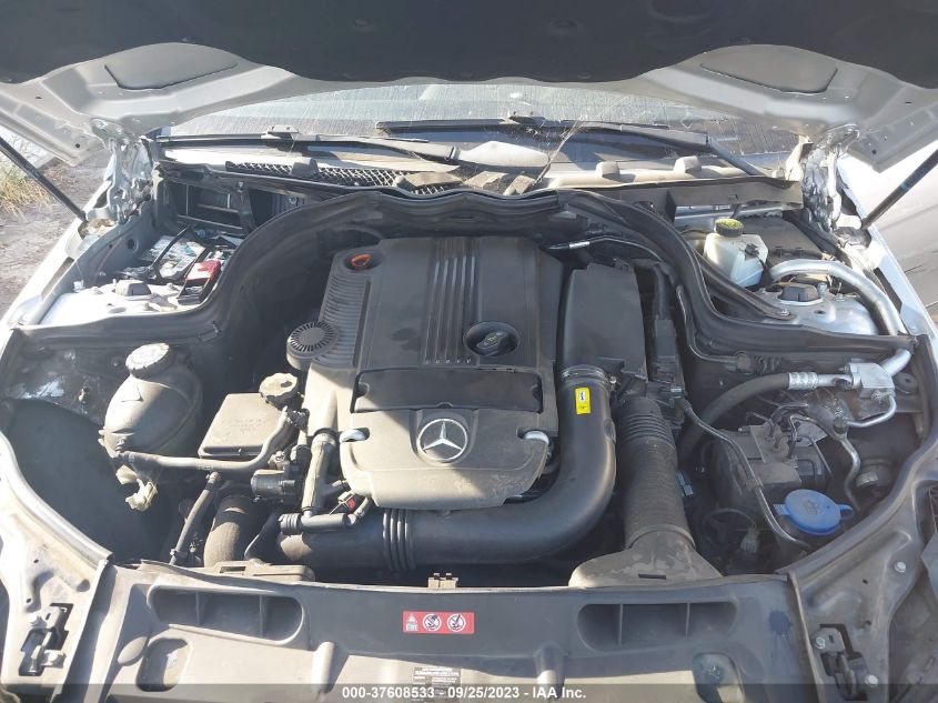 2014 MERCEDES-BENZ C-CLASS C 250 - WDDGF4HB0EA959531