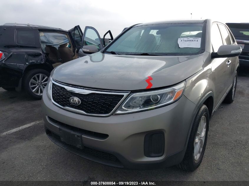 2014 KIA SORENTO LX - 5XYKT3A65EG468117