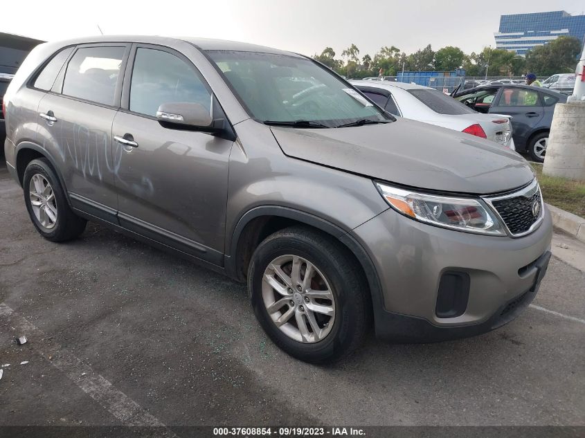 2014 KIA SORENTO LX - 5XYKT3A65EG468117