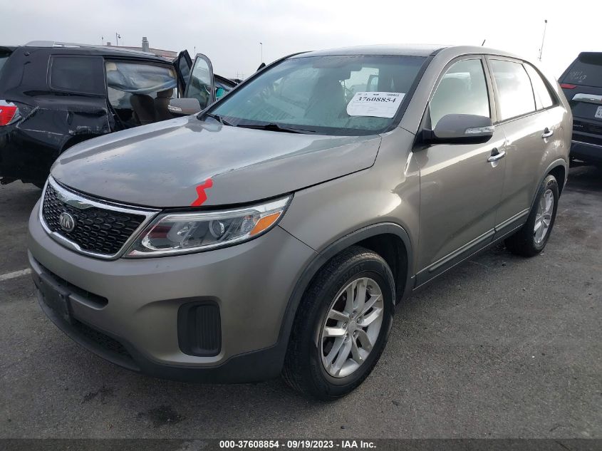 2014 KIA SORENTO LX - 5XYKT3A65EG468117