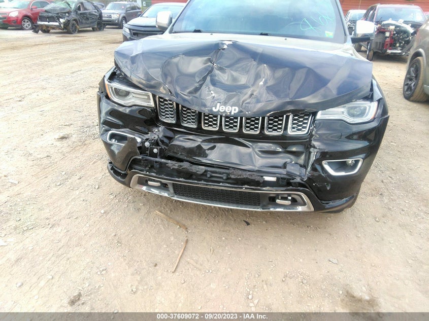 VIN 1C4RJFCG0KC818667 2019 JEEP GRAND CHEROKEE OVERLAND