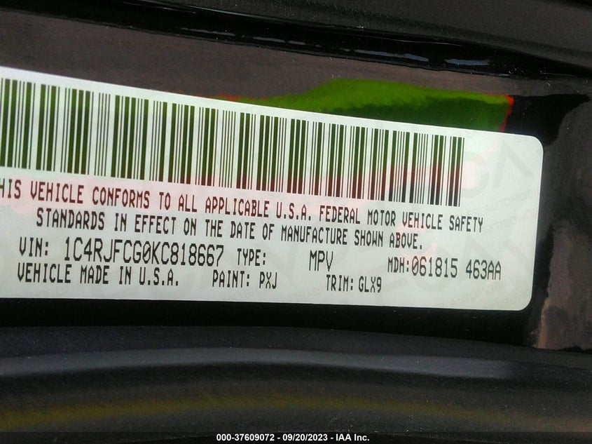 VIN 1C4RJFCG0KC818667 2019 JEEP GRAND CHEROKEE OVERLAND