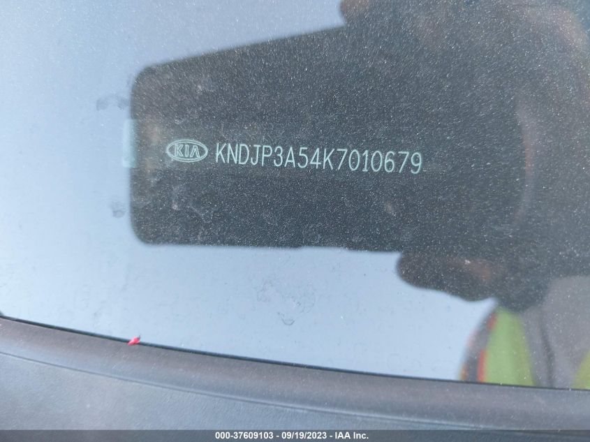 2019 KIA SOUL + - KNDJP3A54K7010679