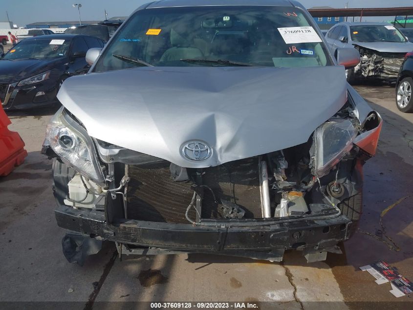 2017 TOYOTA SIENNA LE - 5TDKZ3DC7HS788255