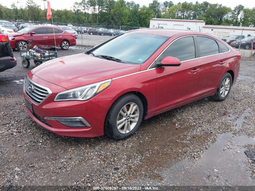 2015 HYUNDAI SONATA 2.4L SE - 5NPE24AFXFH232739