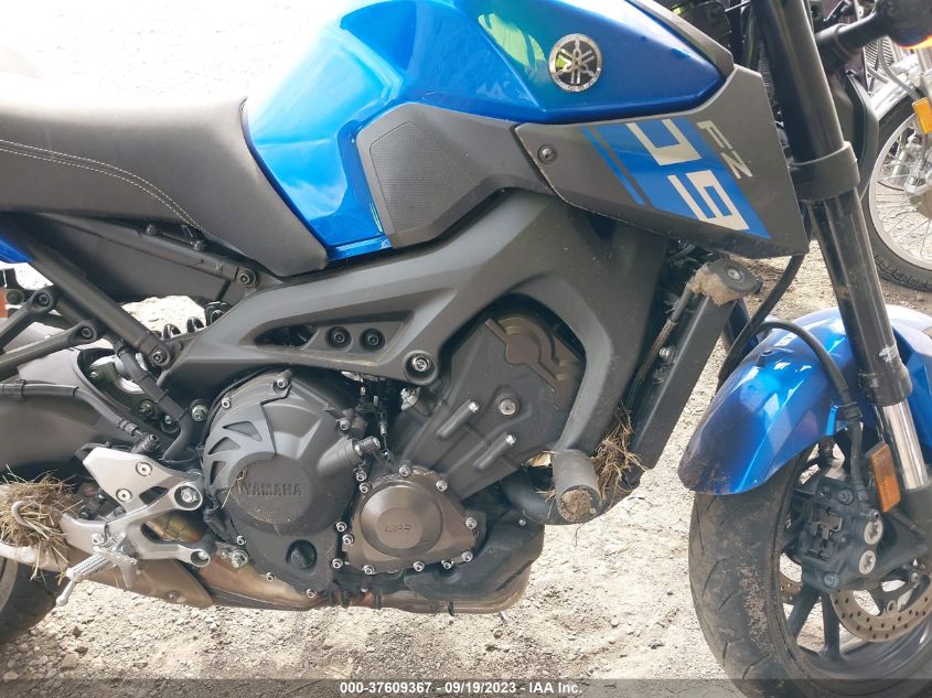 2016 YAMAHA FZ09 JYARN33E4GA008569