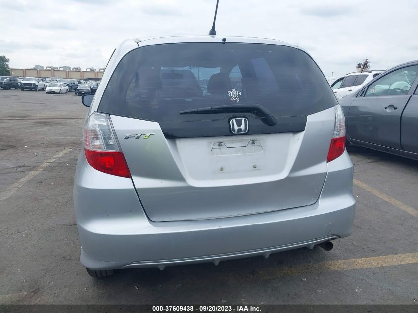 2013 HONDA FIT - JHMGE8H32DC046087