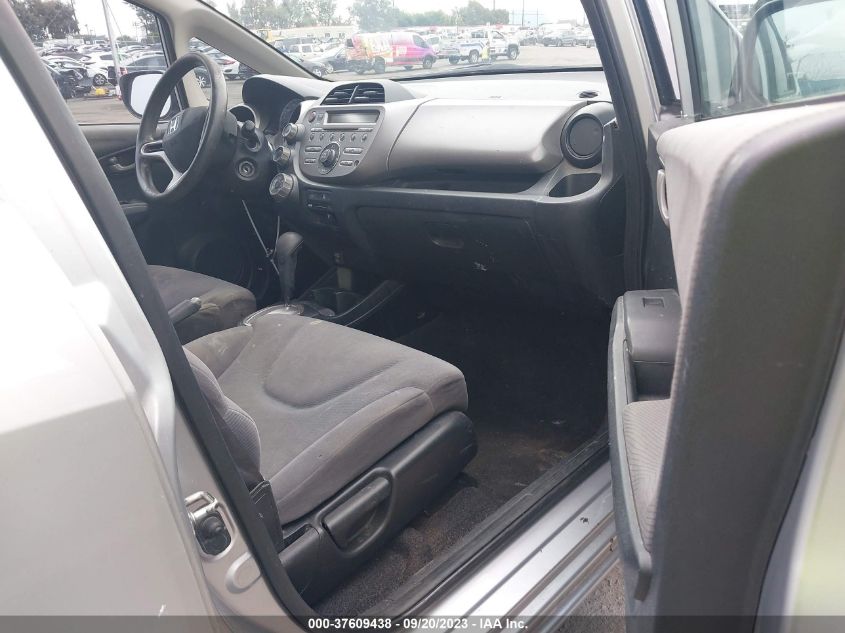 2013 HONDA FIT - JHMGE8H32DC046087
