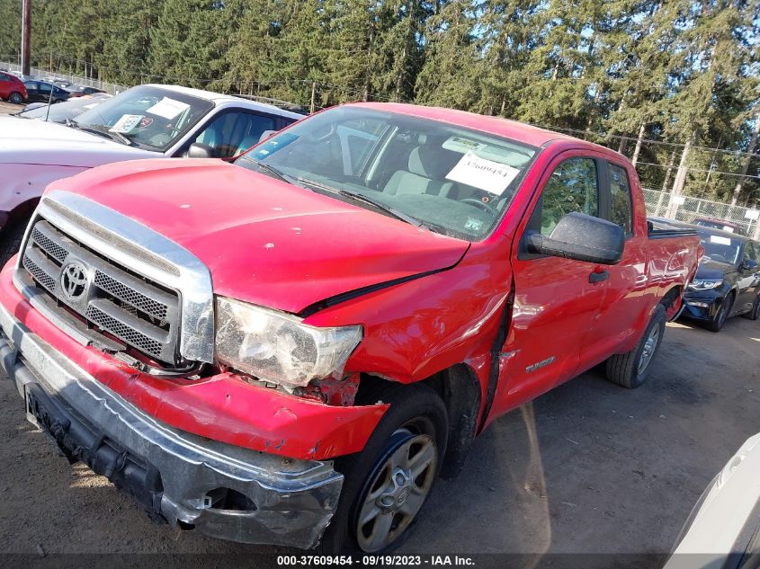 2013 TOYOTA TUNDRA 4WD TRUCK 5TFUM5F1XDX045236