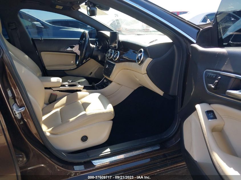 2015 MERCEDES-BENZ CLA-CLASS CLA 250 WDDSJ4EB1FN250405