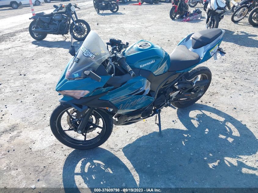 VIN JKAEXKG11MDAB4198 2021 KAWASAKI EX400