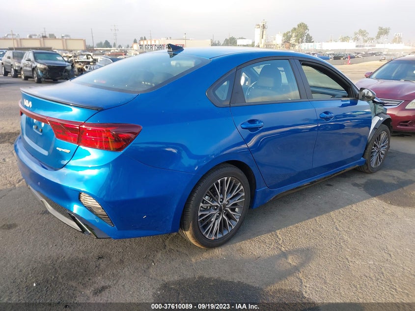 2023 KIA FORTE 2L I4   N(VIN: 3KPF54AD9PE526004