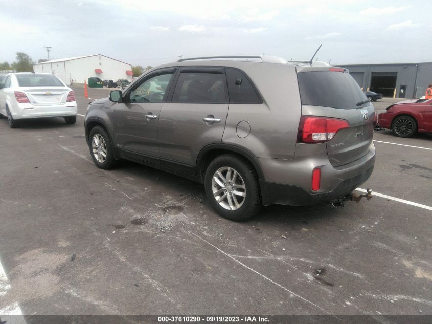 2015 KIA SORENTO LX - 5XYKTCA67FG654372