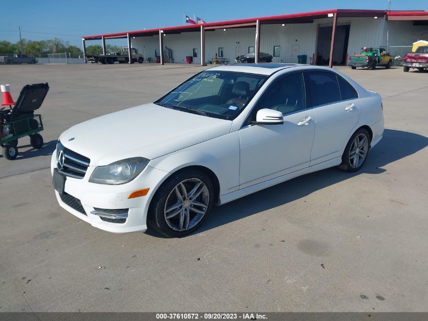 2014 MERCEDES-BENZ C-CLASS C 300 - WDDGF8AB4EG167929