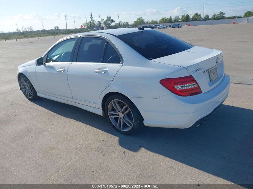 2014 MERCEDES-BENZ C-CLASS C 300 - WDDGF8AB4EG167929