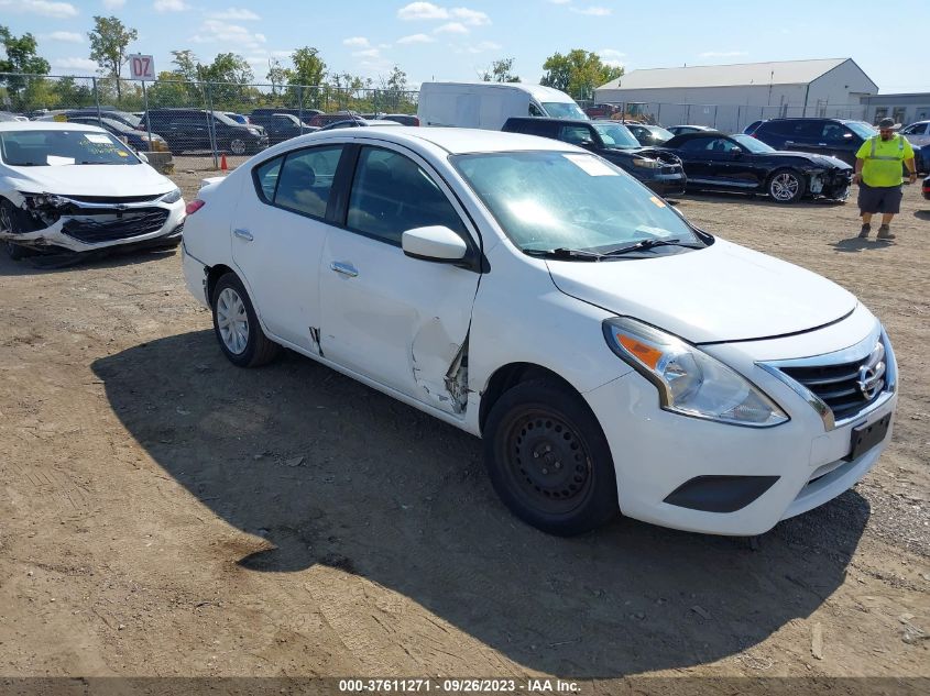 VIN 3N1CN7AP0GL895007 2016 NISSAN VERSA no.1