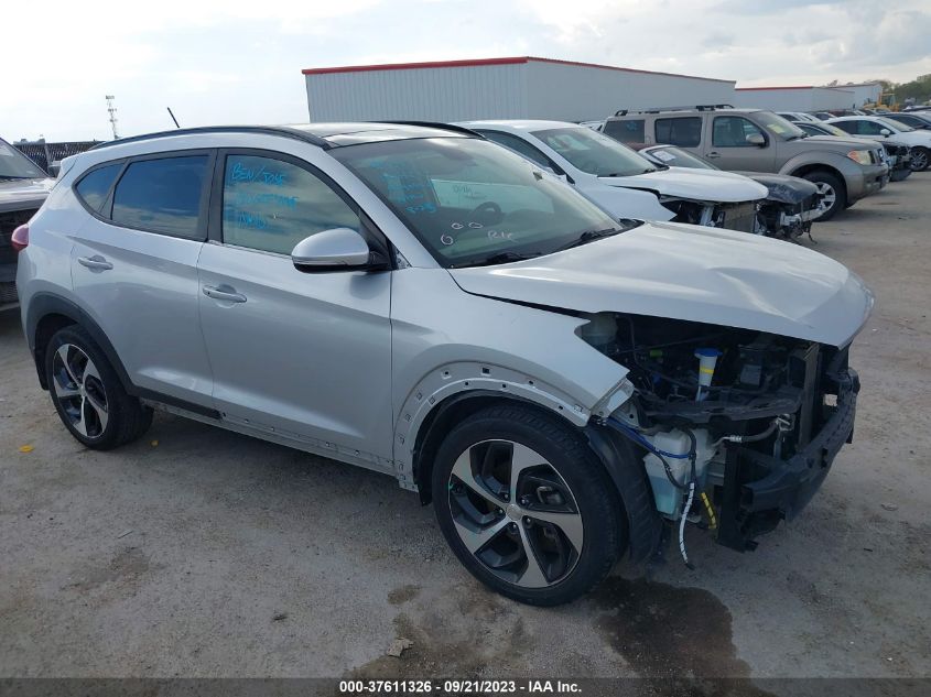 2017 HYUNDAI TUCSON LIMITED/SPORT AND ECO/SE - KM8J33A20HU560324