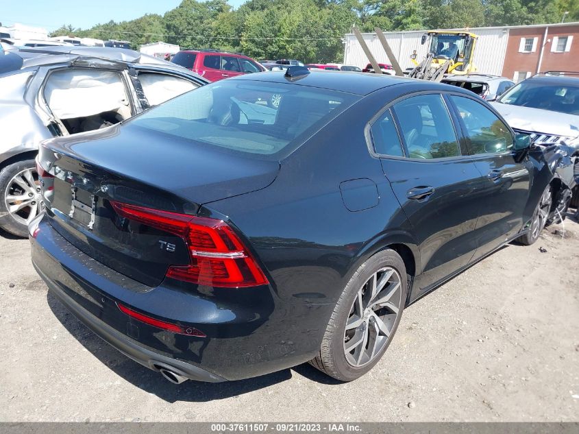 7JR102FK5LG043934 Volvo S60 MOMENTUM 4