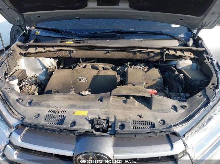 2019 TOYOTA HIGHLANDER LE - 5TDBZRFH4KS960213