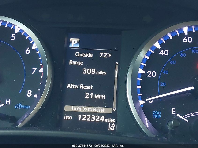 2019 TOYOTA HIGHLANDER LE - 5TDBZRFH4KS960213
