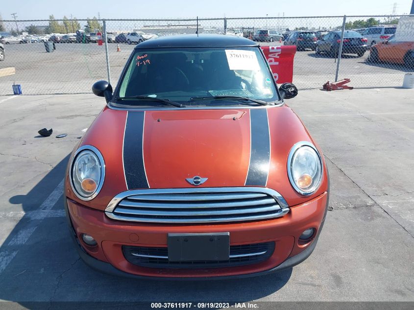 2013 MINI COOPER HARDTOP WMWSU3C55DT546347