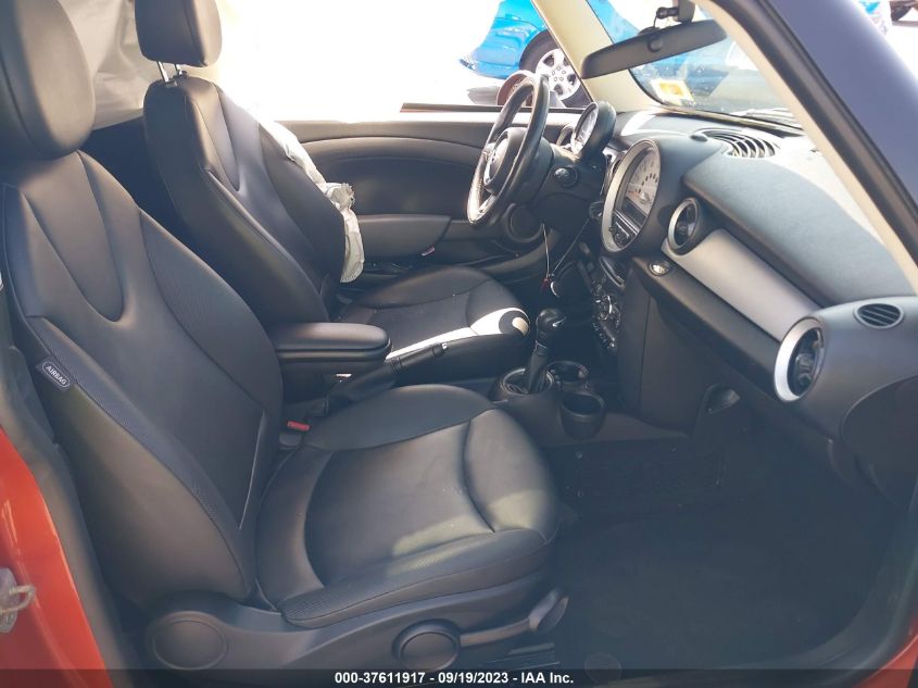 2013 MINI COOPER HARDTOP WMWSU3C55DT546347