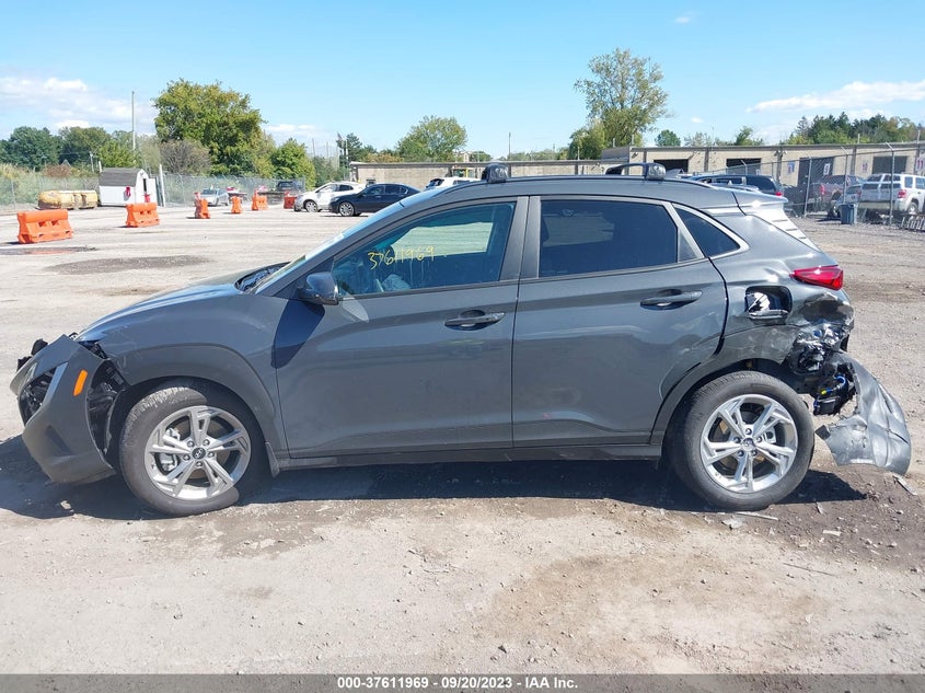 VIN KM8K6CAB0PU052977 2023 HYUNDAI KONA SEL