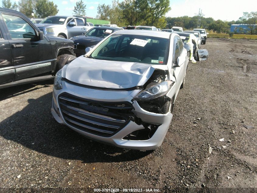2013 HYUNDAI ELANTRA GT - KMHD35LE9DU022862