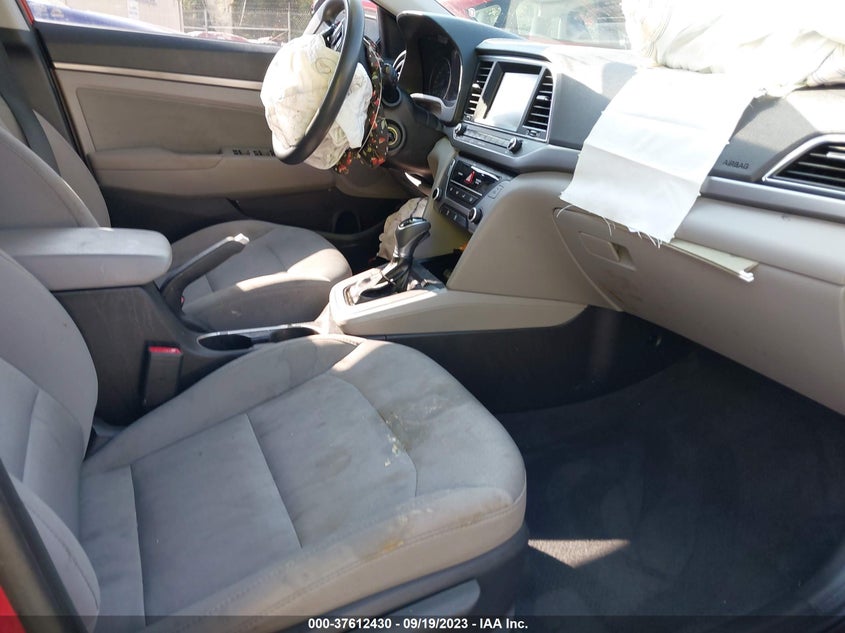 VIN 5NPD84LF7HH132544 2017 HYUNDAI ELANTRA SE