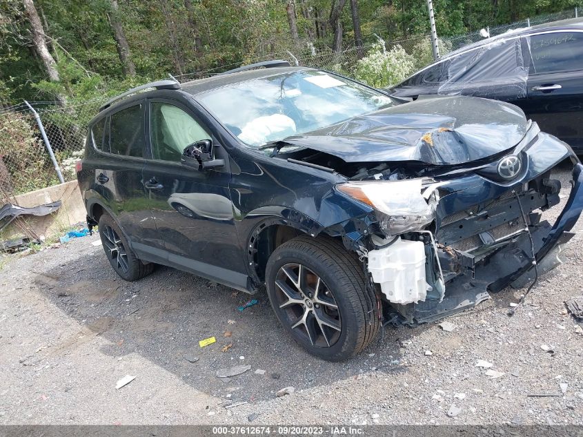 2018 TOYOTA RAV4 SE - JTMJFREV7JJ257325