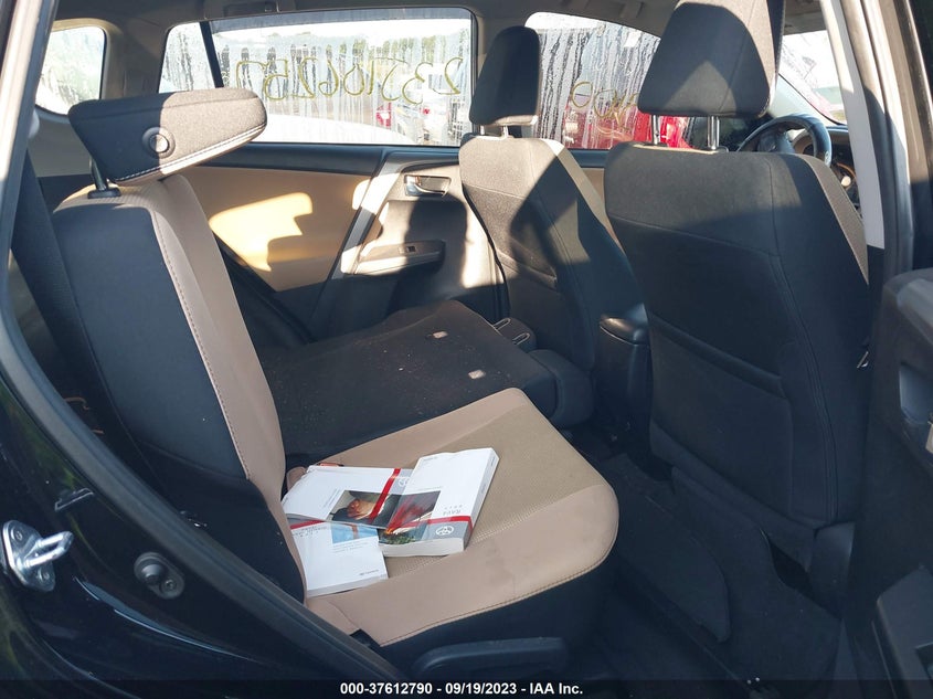 VIN 2T3WFREV7HW354199 2017 TOYOTA RAV4 XLE