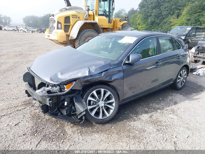 2019 HYUNDAI ELANTRA GT - KMHH35LE2KU099104