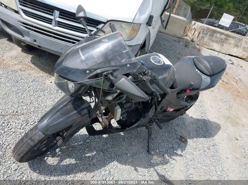 2011 KAWASAKI EX250 J JKAEXMJ16BDA88495