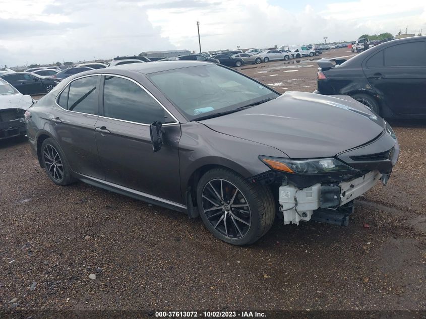 2021 TOYOTA CAMRY SE/SE NIGHT SHADE - 4T1G11AKXMU404841