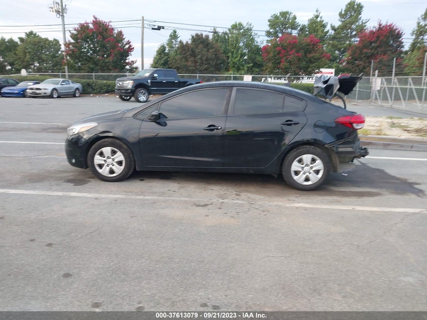 VIN 3KPFL4A71HE096891 2017 KIA FORTE LX