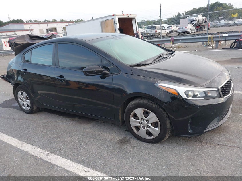 VIN 3KPFL4A71HE096891 2017 KIA FORTE LX