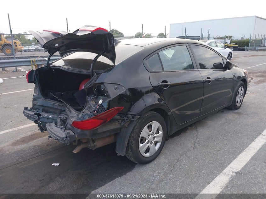VIN 3KPFL4A71HE096891 2017 KIA FORTE LX