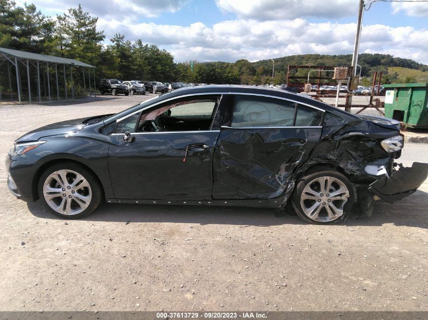 2018 CHEVROLET CRUZE PREMIER - 1G1BF5SM6J7121122