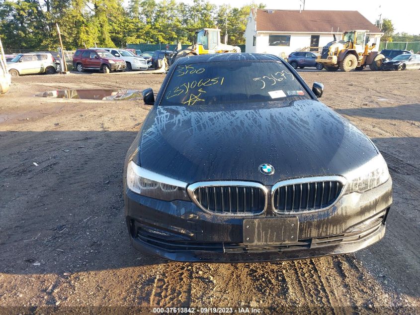 2018 BMW 5 SERIES 530I XDRIVE - WBAJA7C53JWA71841