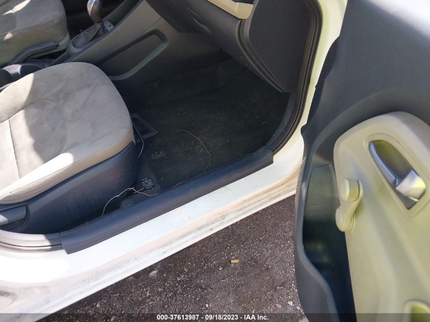2015 KIA RIO LX - KNADM4A31F6502184