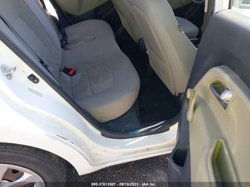 2015 KIA RIO LX - KNADM4A31F6502184
