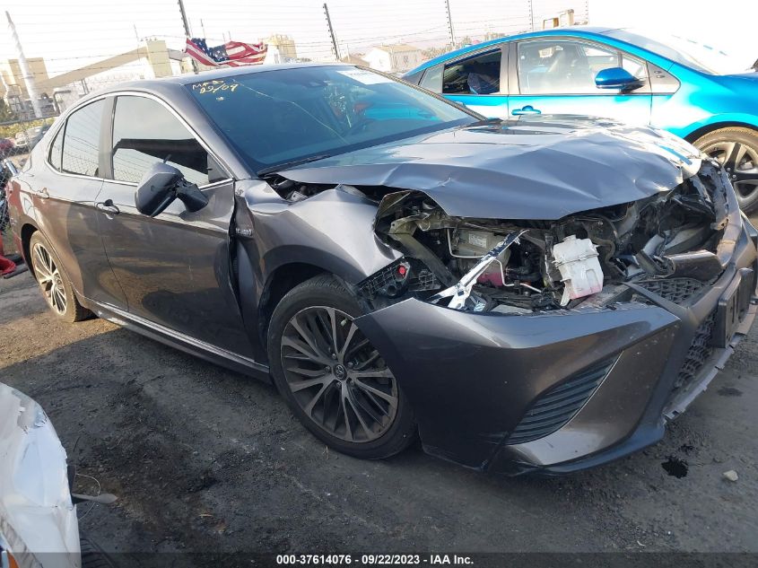 2019 TOYOTA CAMRY HYBRID SE #2992835324