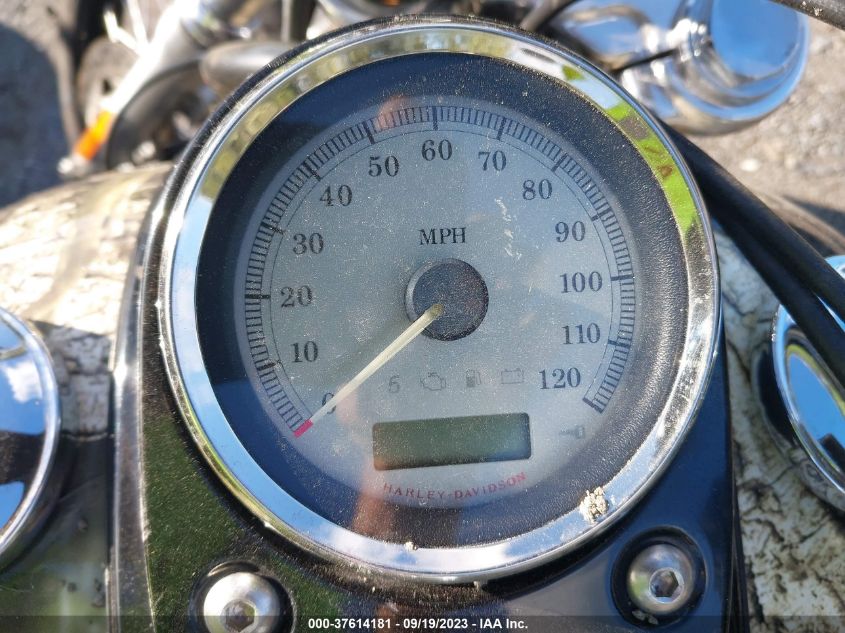2011 HARLEY-DAVIDSON FXDWG 1HD1GP414BC329411