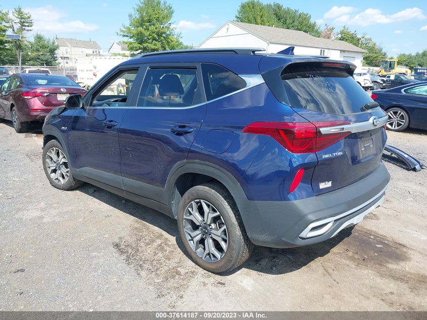 VIN KNDERCAA8M7044832 2021 KIA SELTOS EX