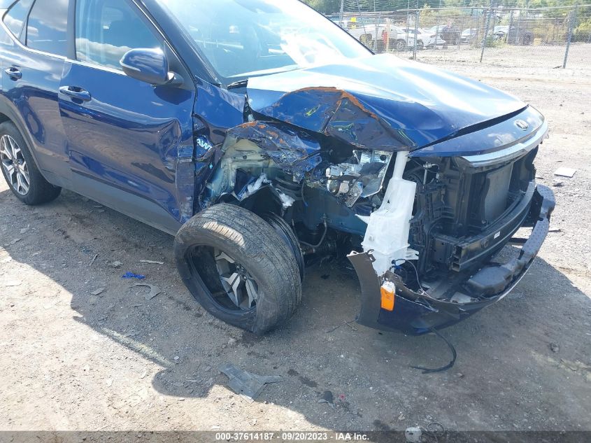 VIN KNDERCAA8M7044832 2021 KIA SELTOS EX