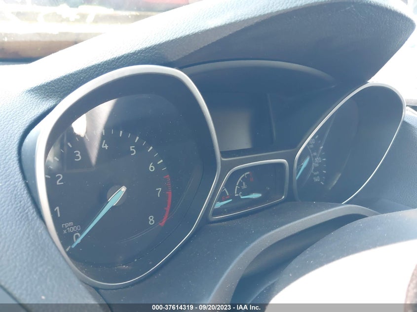 VIN 1FMCU0GD1JUB80346 2018 FORD ESCAPE SE