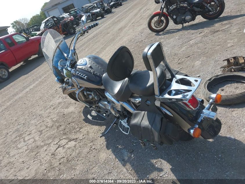 2000 HONDA VT1100 C3 1HFSC3901YA201373